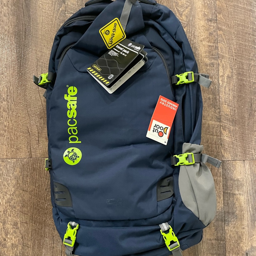Pacsafe VentureSafe 55L GII Travel Pack